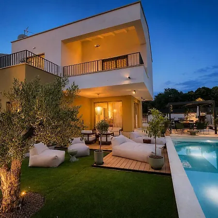 Casa Celeste By Campari بوريتش